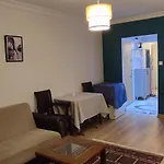 Cozy Apartment With Garden, 2 Bedroom And Very Close To Bosphorus