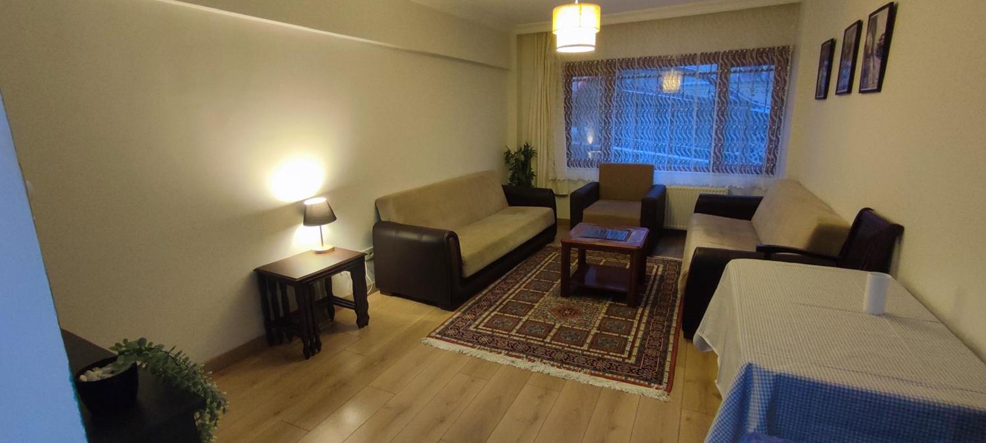 Appartement Cozy With Garden, 2 Bedroom And Very Close To Bosphorus